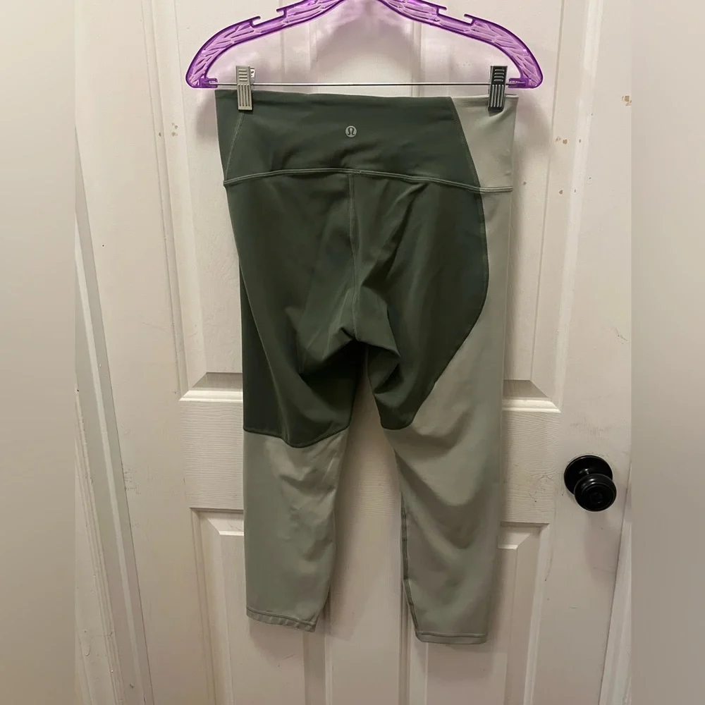 🍋 NWOT Lululemon Nulu Colour Block HR Crop 23" - Green Twill/Green Fern - Sz 8 - Picture 3 of 13